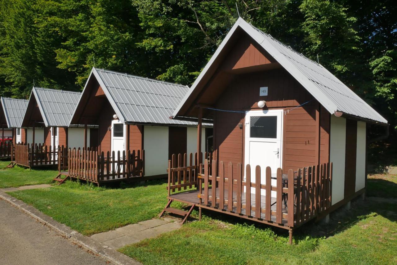 Camping Roznov Hotel Roznov pod Radhostem Exterior photo