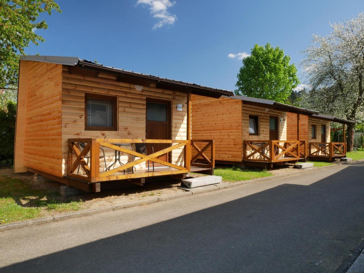 Camping Roznov Hotel Roznov pod Radhostem Exterior photo